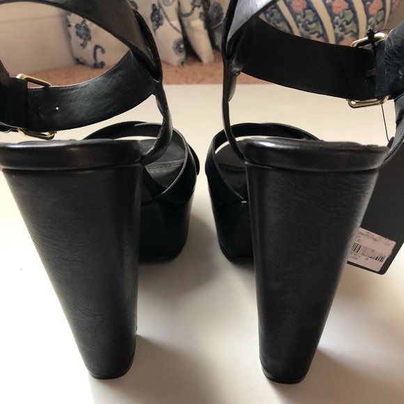 FOREVER 21 PLATFORM HEELS - Picture 2 of 9